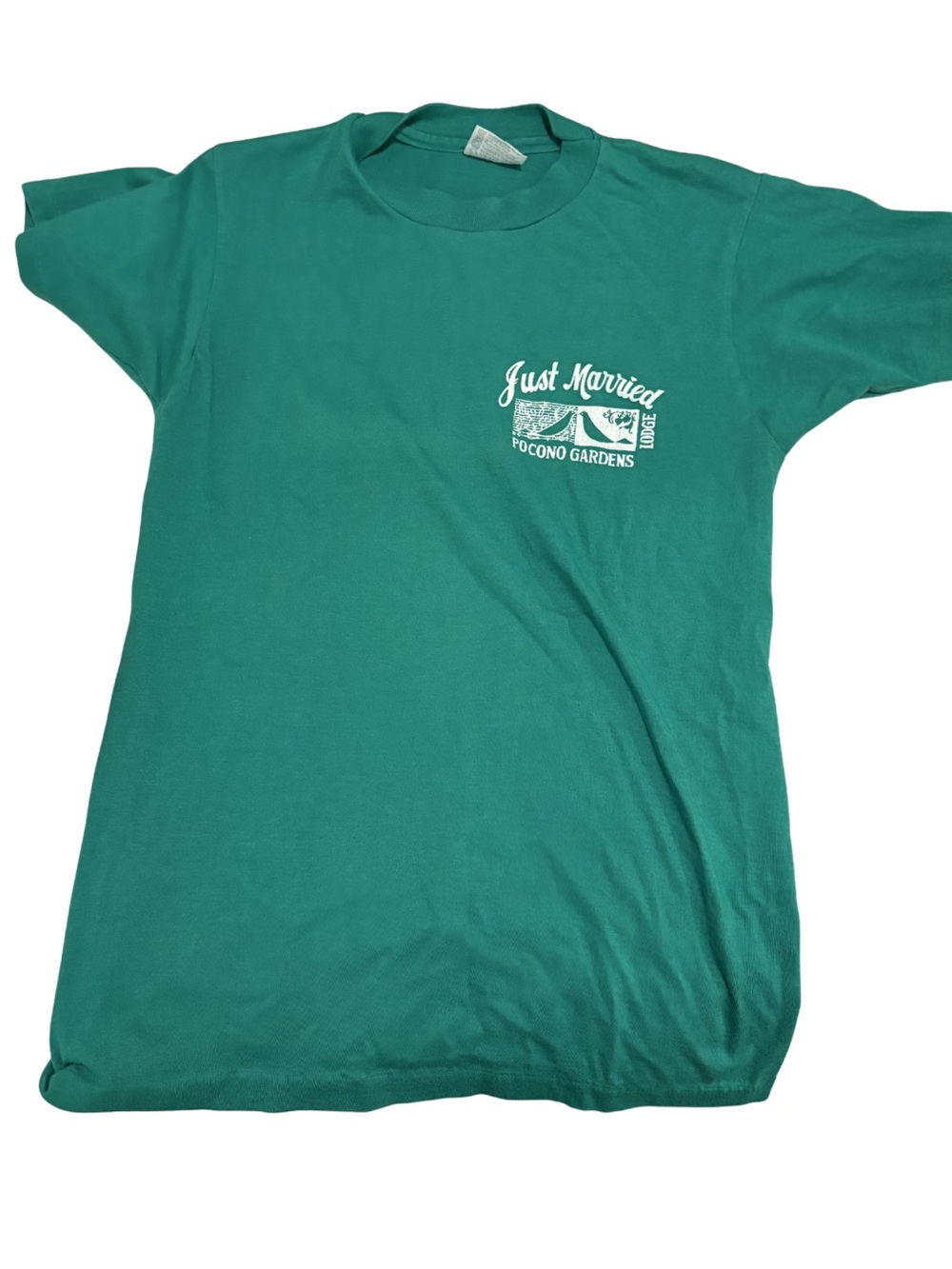 Vintage “Just Married” Poconos tee